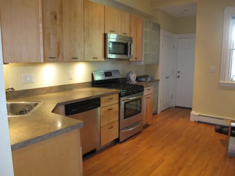 1 bed, 1 bath apartment for rent at 1 Fayette St Unit 3, Harvard Square — photo 4 of 6