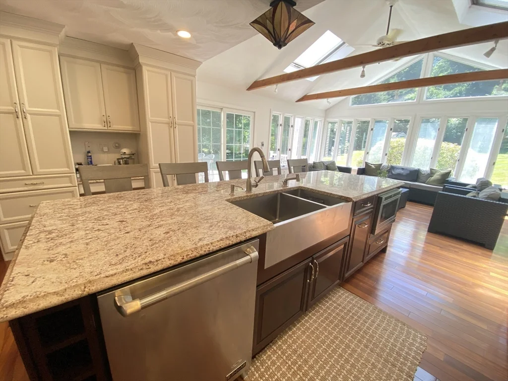 4 bed, 2 bath apartment for rent at 1 Foley Dr, Southborough — photo 16 of 31