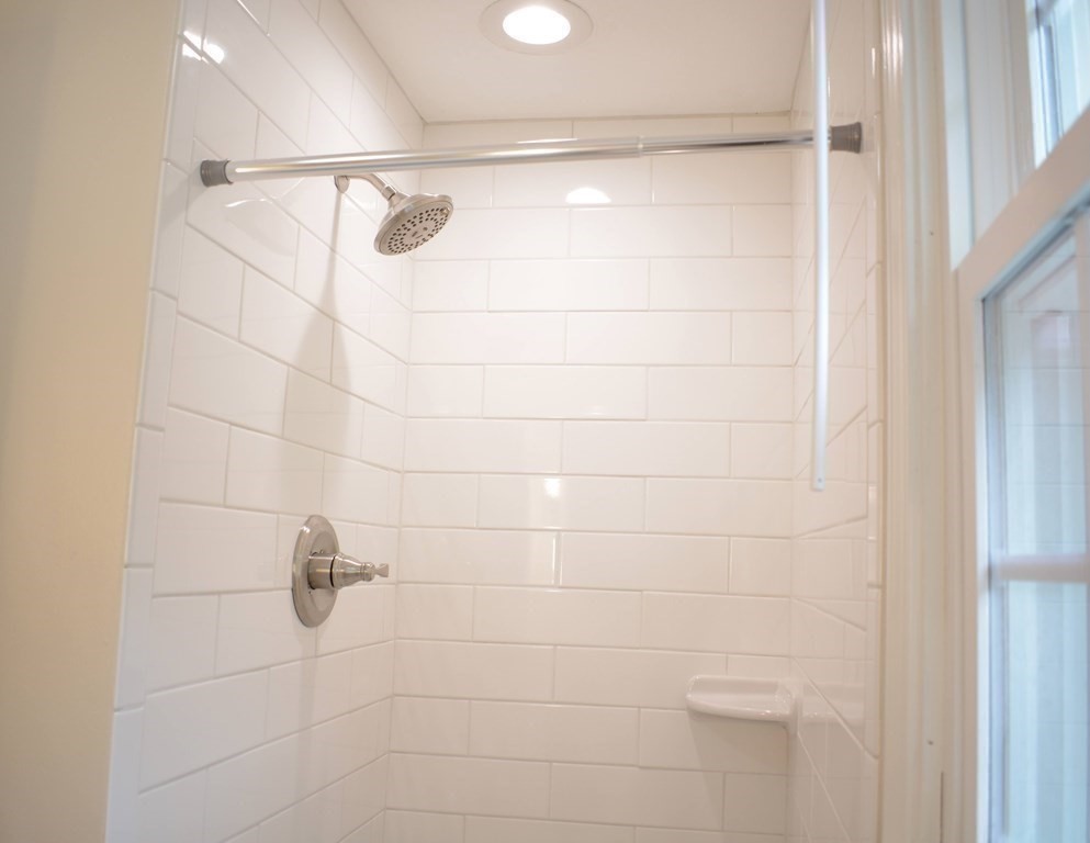 4 bed, 2 bath apartment for rent at 1 Foley Unit 1, Southborough — photo 22 of 41