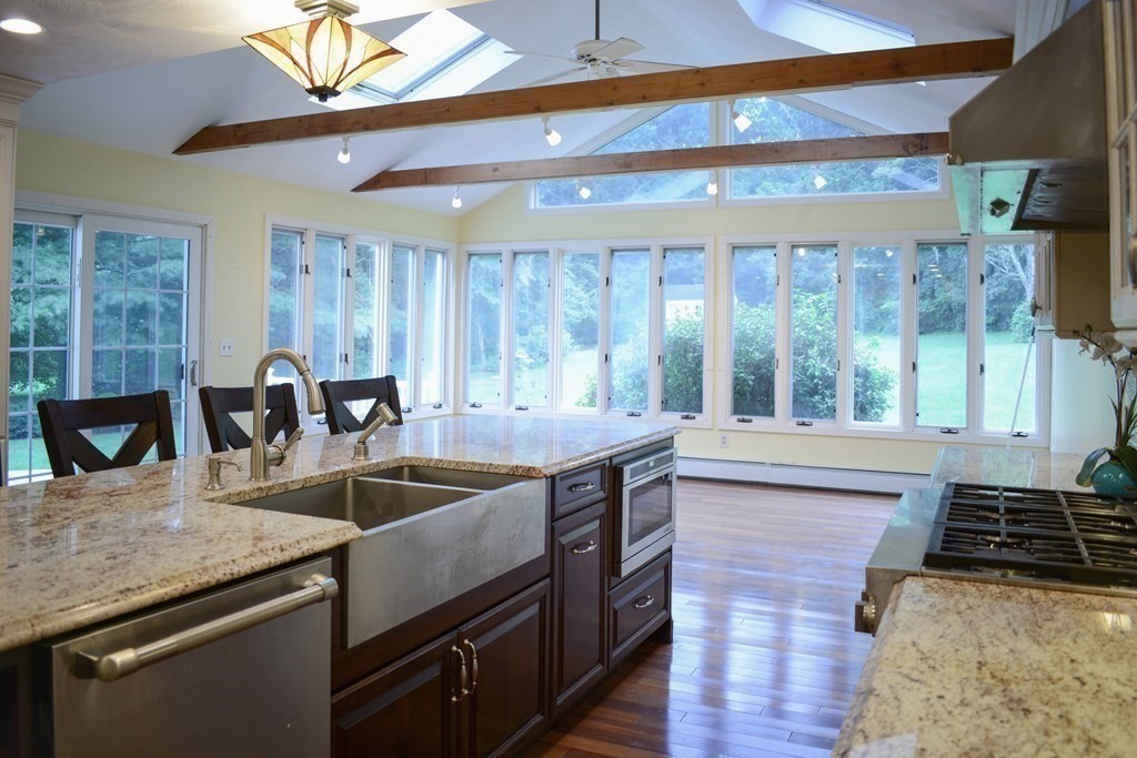 4 bed, 2 bath apartment for rent at 1 Foley Unit 1, Southborough — photo 9 of 41