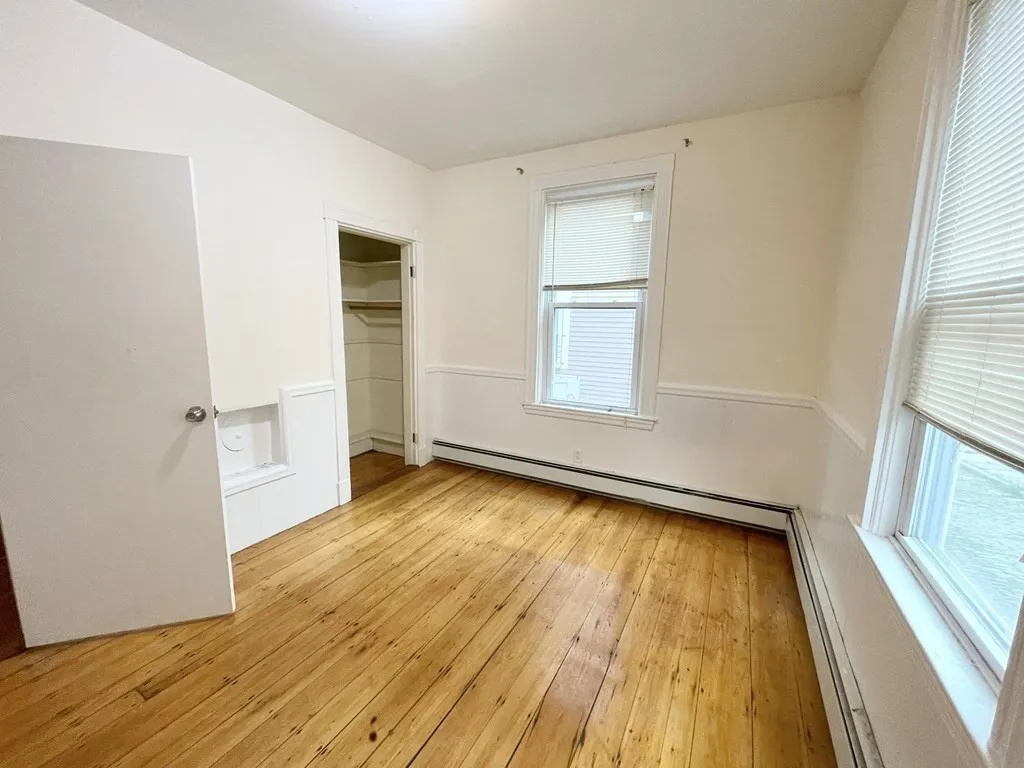 3 bed, 1 bath apartment for rent at 1 Folsom Ave Unit 1, Mission Hill — photo 4 of 10