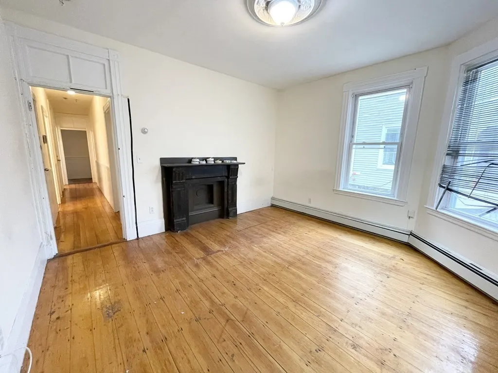 3 bed, 1 bath apartment for rent at 1 Folsom Ave Unit 1, Mission Hill — photo 3 of 10