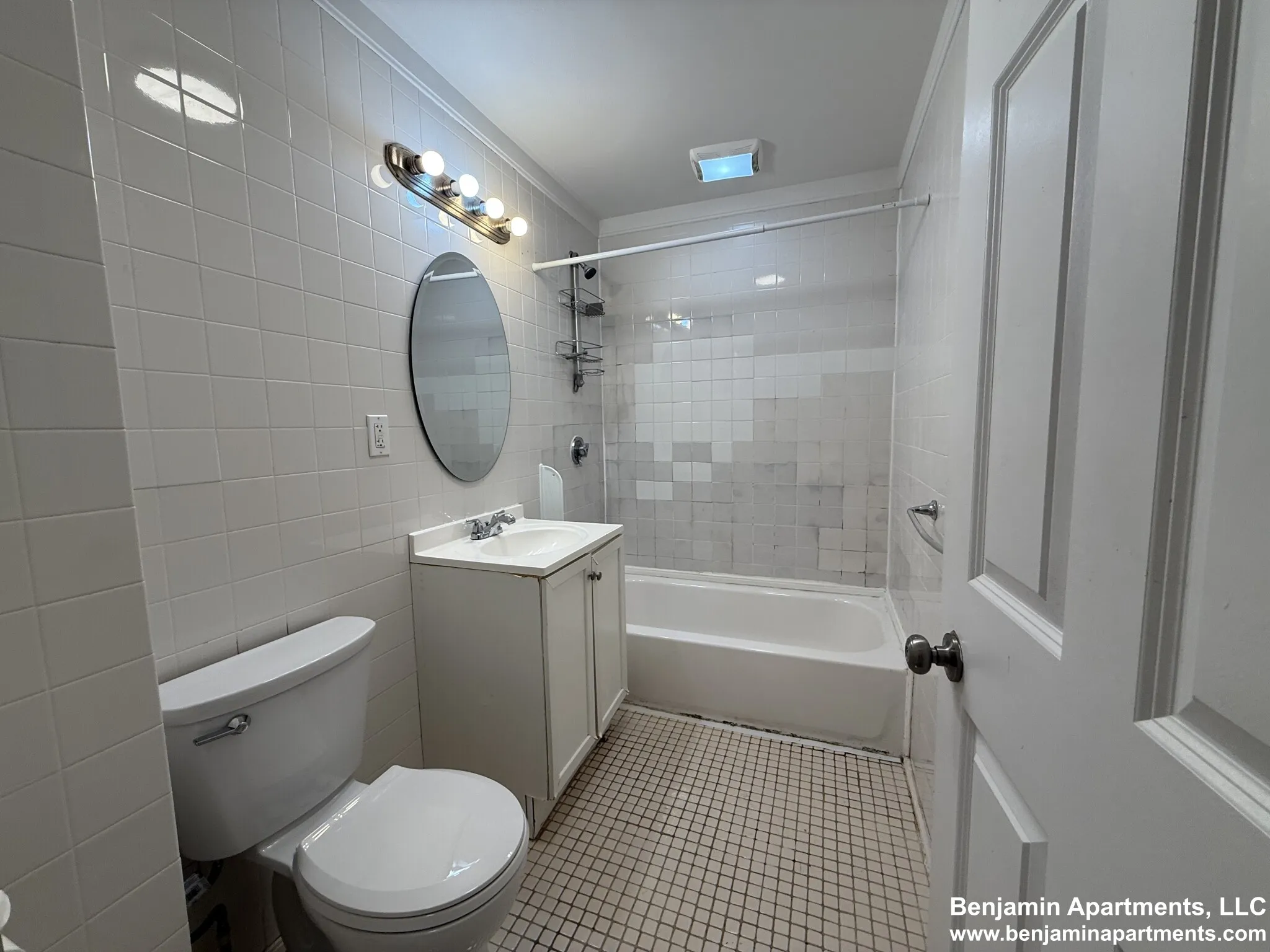 4 bed, 1.5 bath apartment for rent at 1 Folsom Ave Unit 3, Mission Hill — photo 8 of 24