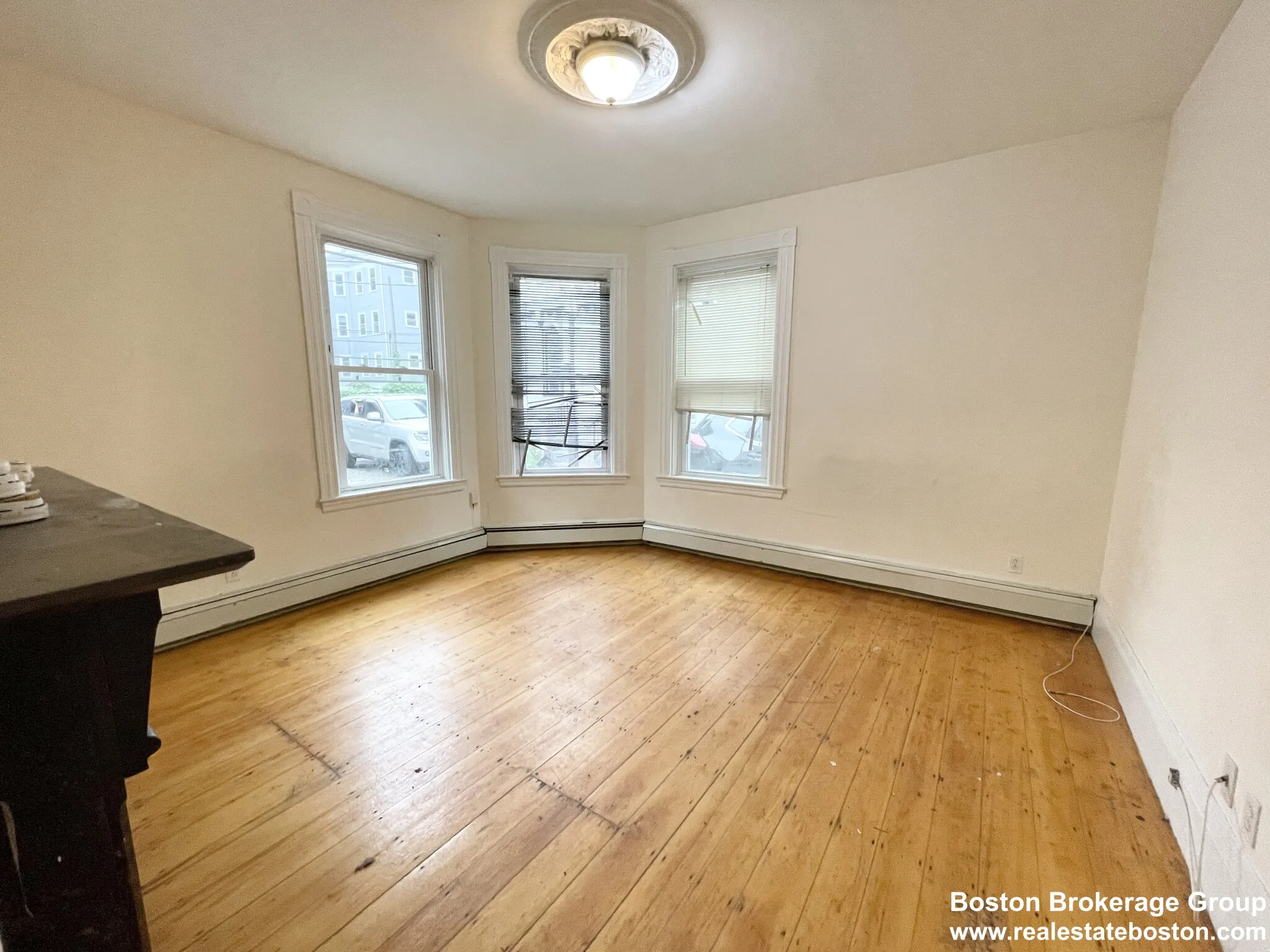 4 bed, 1.5 bath apartment for rent at 1 Folsom Ave Unit MM, Mission Hill — photo 11 of 16