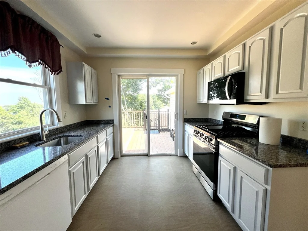 2 bed, 2 bath apartment for rent at 1 Fort Ave Ter Unit 2, Roxbury — photo 5 of 16