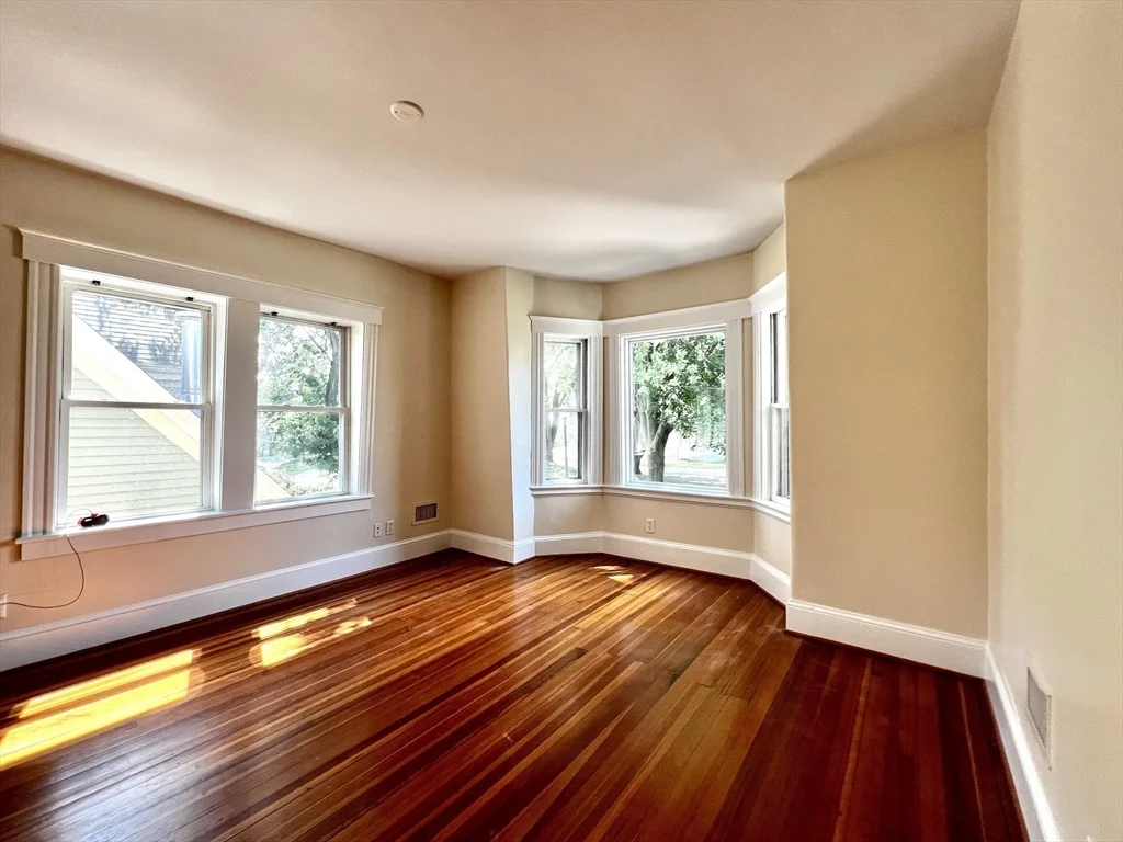 2 bed, 2 bath apartment for rent at 1 Fort Ave Ter Unit 2, Roxbury — photo 2 of 16