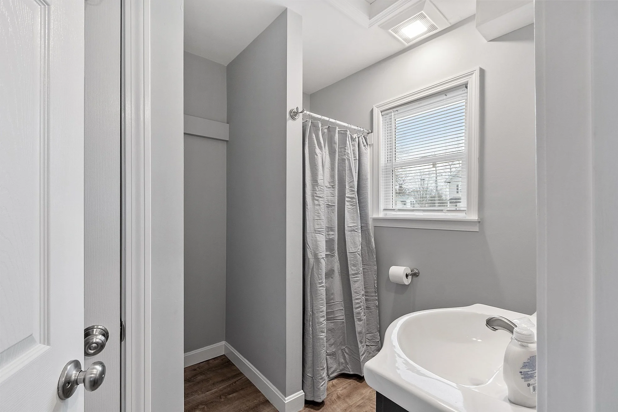1 bed, 1 bath apartment for rent at 1 Foster St, Pepperell — photo 8 of 9