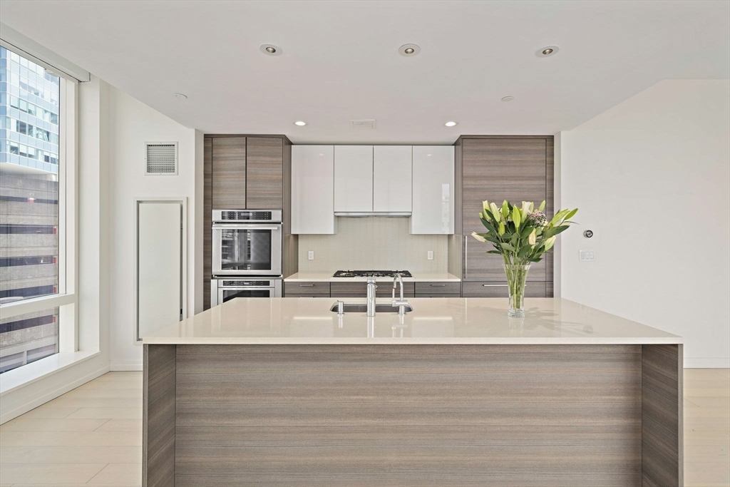 2 bed, 2 bath apartment for rent at 1 Franklin St Unit 1004, Midtown — photo 10 of 40