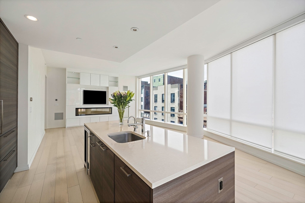 2 bed, 2 bath apartment for rent at 1 Franklin St Unit 1004, Midtown — photo 13 of 40