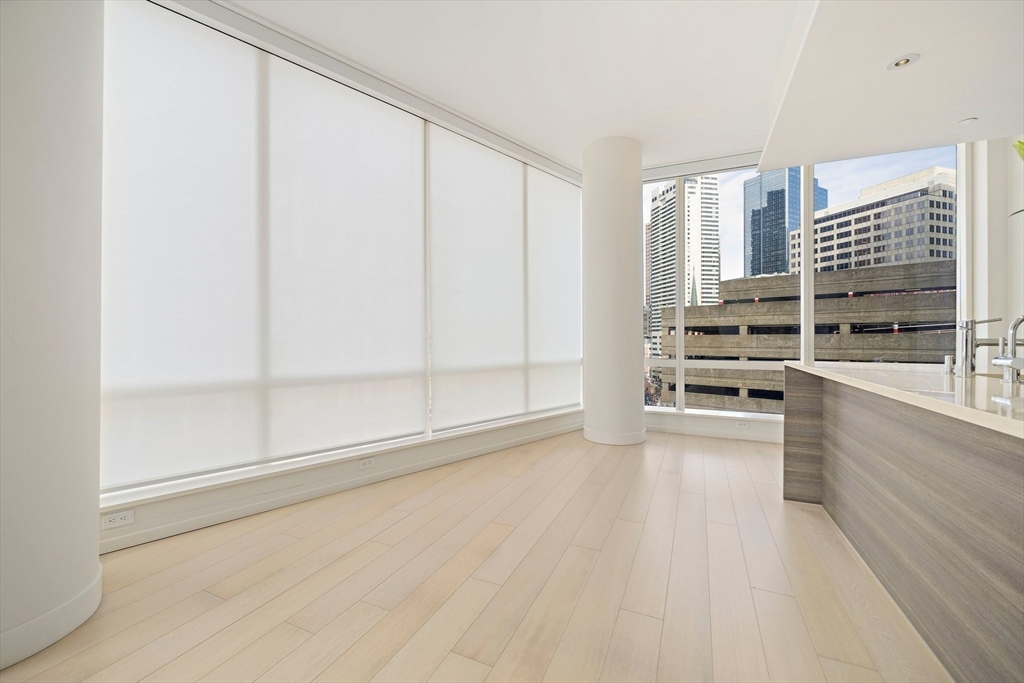 2 bed, 2 bath apartment for rent at 1 Franklin St Unit 1004, Midtown — photo 7 of 40
