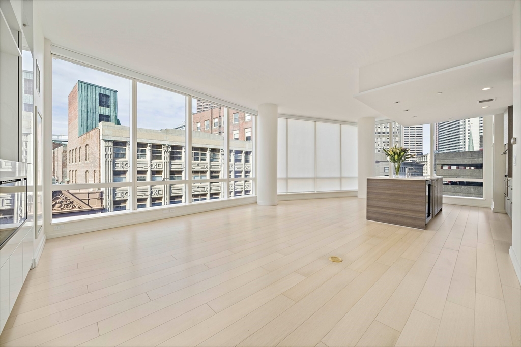 2 bed, 2 bath apartment for rent at 1 Franklin St Unit 1004, Midtown — photo 6 of 40