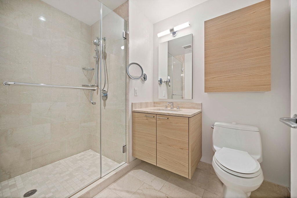 2 bed, 2 bath apartment for rent at 1 Franklin St Unit 1004, Midtown — photo 22 of 40