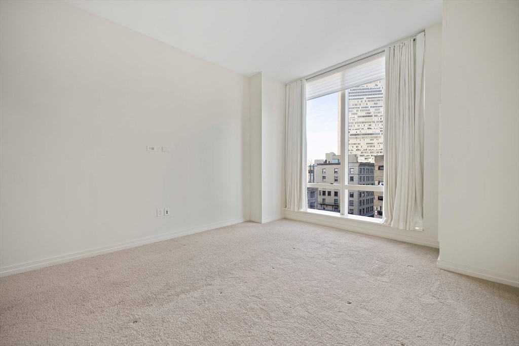 2 bed, 2 bath apartment for rent at 1 Franklin St Unit 1004, Midtown — photo 17 of 40