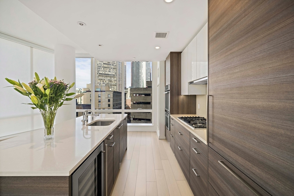 2 bed, 2 bath apartment for rent at 1 Franklin St Unit 1004, Midtown — photo 9 of 40