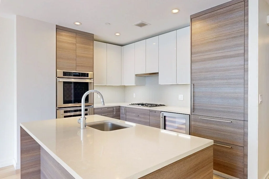 2 bed, 2 bath apartment for rent at 1 Franklin St Unit 1105, Boston Downtown — photo 12 of 35