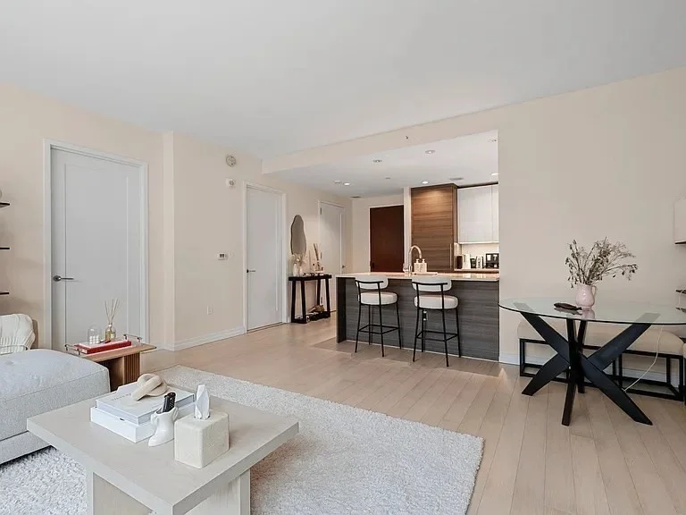 1 bed, 1 bath apartment for rent at 1 Franklin St Unit 1109, Boston Downtown — photo 11 of 21