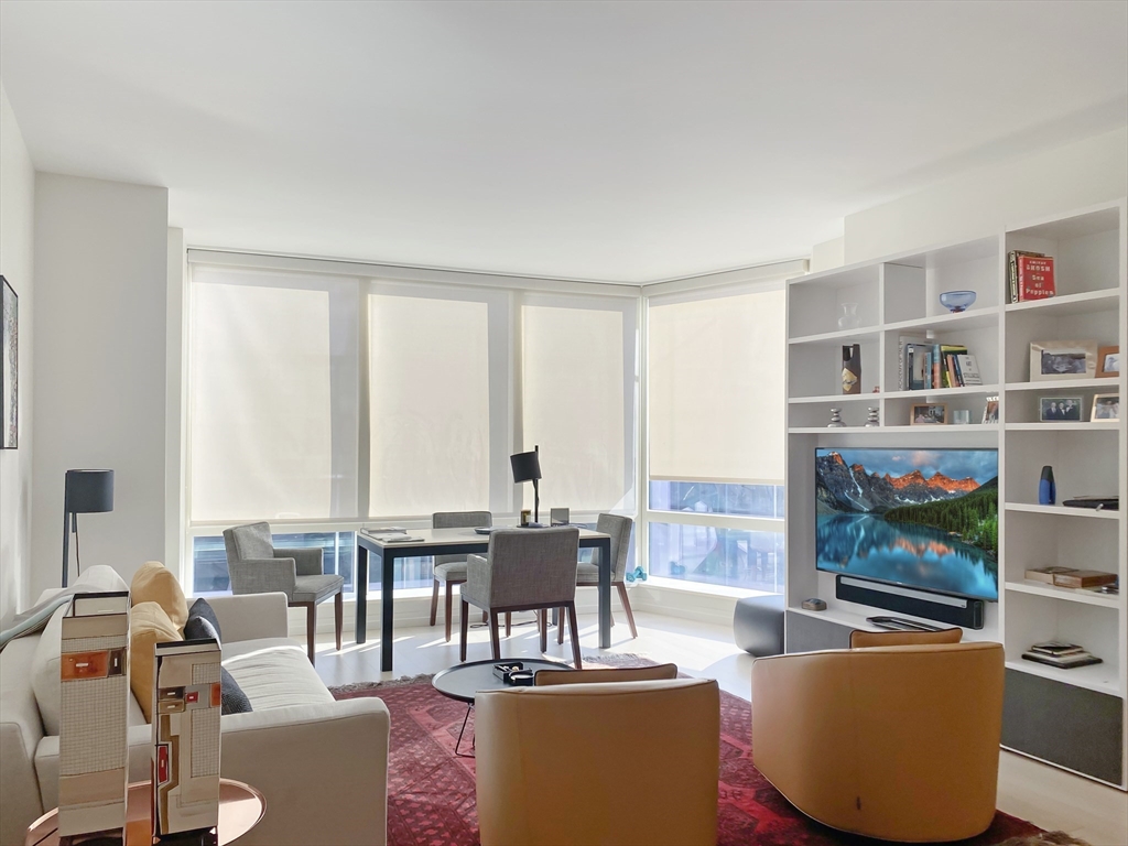 1 bed, 1 bath apartment for rent at 1 Franklin St Unit 1201, Midtown — photo 3 of 11