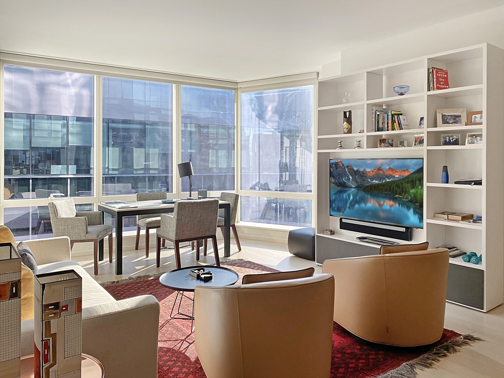 1 bed, 1 bath apartment for rent at 1 Franklin St Unit 1201, Midtown — photo 2 of 11