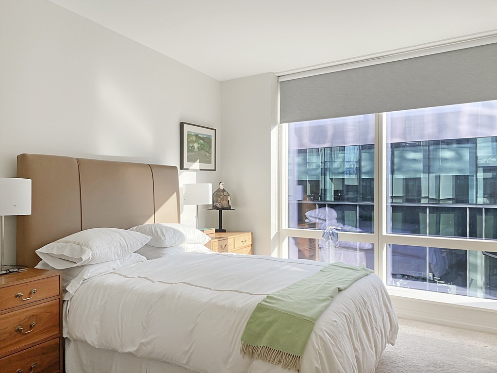 1 bed, 1 bath apartment for rent at 1 Franklin St Unit 1201, Midtown — photo 8 of 11