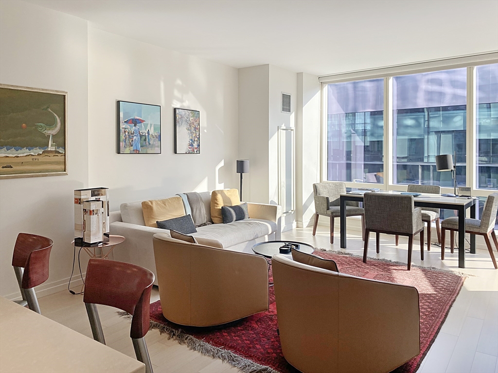 1 bed, 1 bath apartment for rent at 1 Franklin St Unit 1201, Midtown — photo 1 of 11