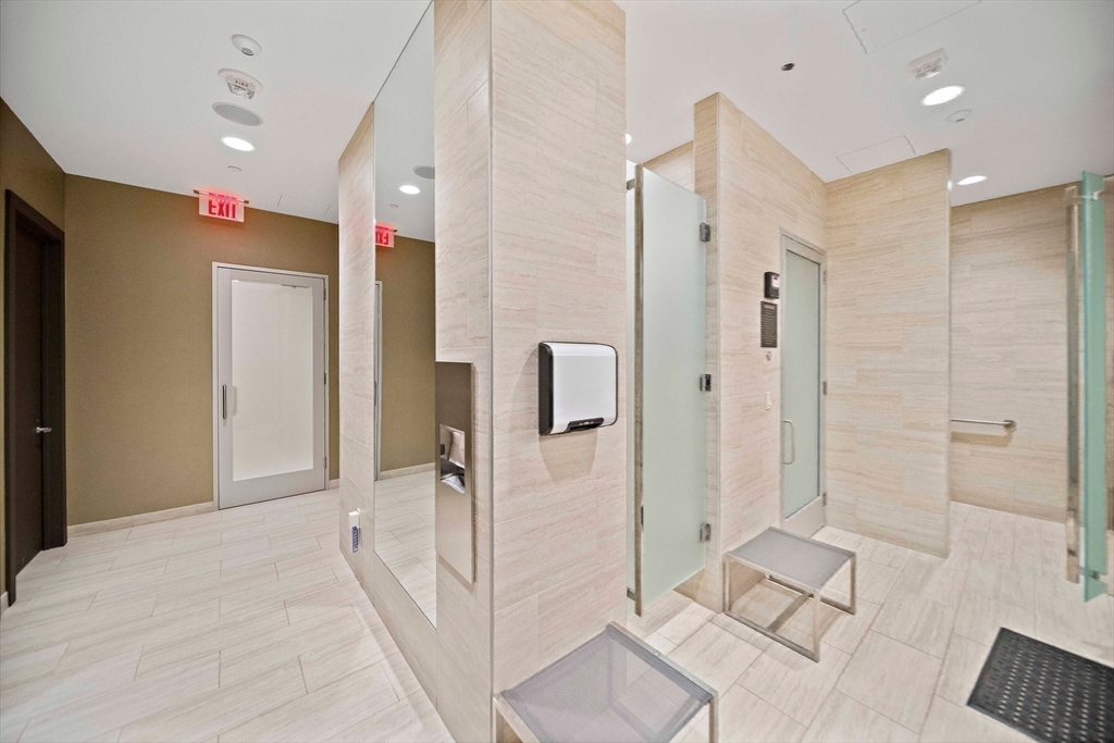 2 bed, 2 bath apartment for rent at 1 Franklin St Unit 1504, Midtown — photo 35 of 42