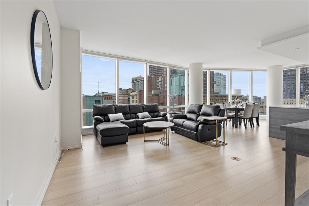 2 bed, 2 bath apartment for rent at 1 Franklin St Unit 1504, Midtown — photo 1 of 42