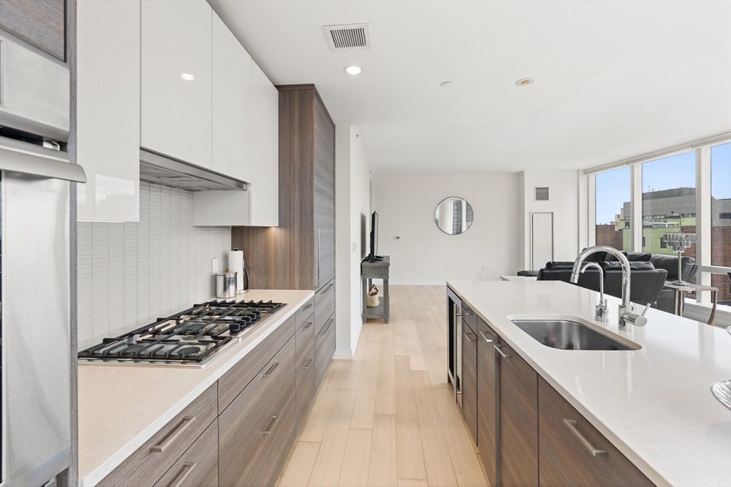 2 bed, 2 bath apartment for rent at 1 Franklin St Unit 1504, Midtown — photo 10 of 42