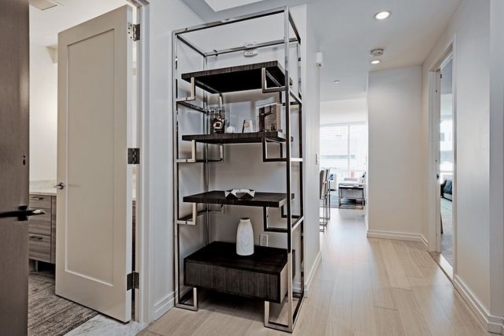 2 bed, 2 bath apartment for rent at 1 Franklin St Unit 1507, Midtown — photo 14 of 25