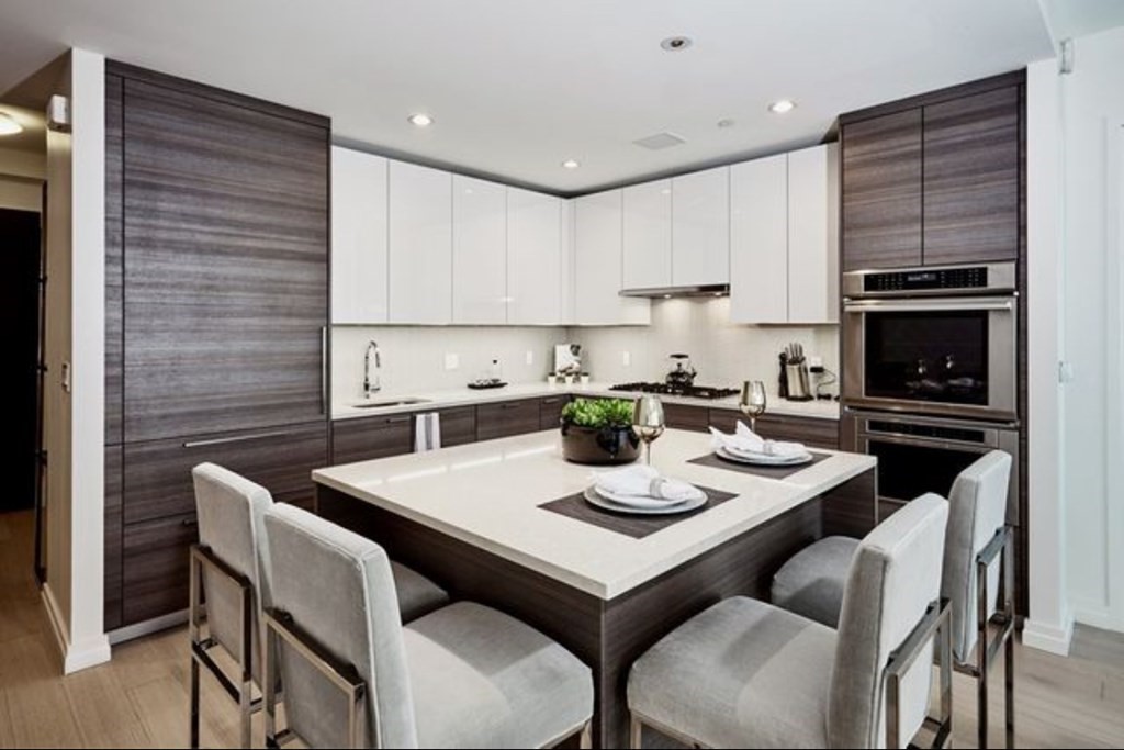 2 bed, 2 bath apartment for rent at 1 Franklin St Unit 1507, Midtown — photo 5 of 25