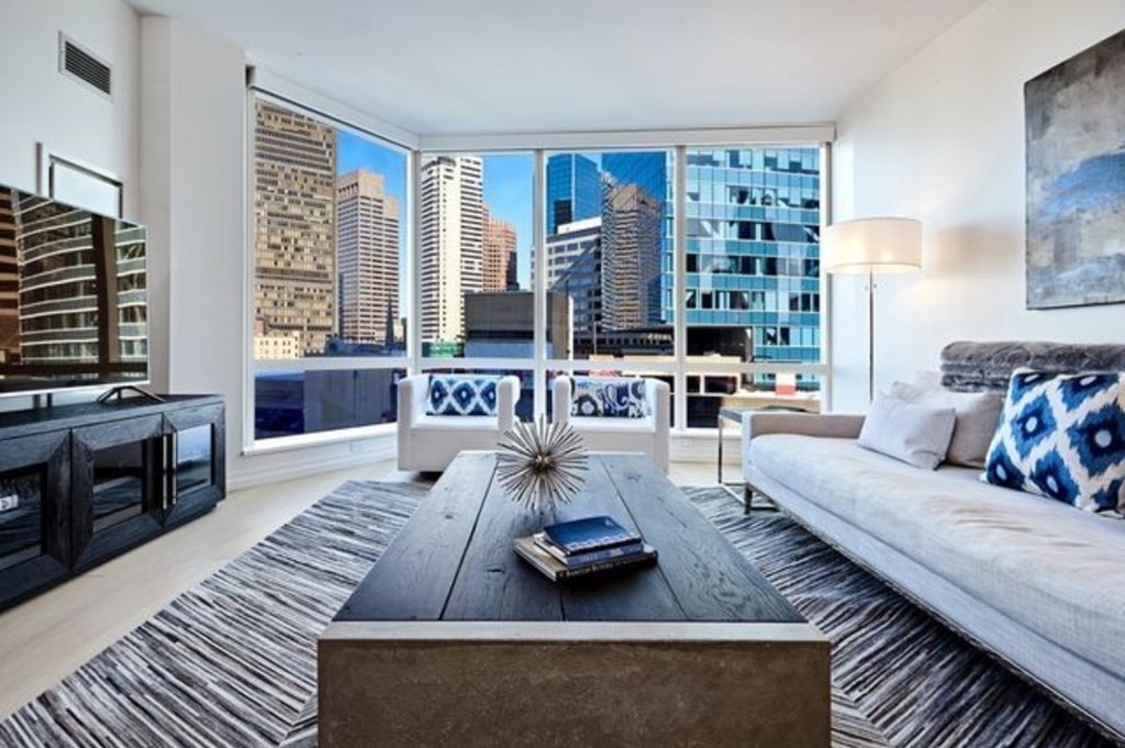 2 bed, 2 bath apartment for rent at 1 Franklin St Unit 1507, Midtown — photo 2 of 25