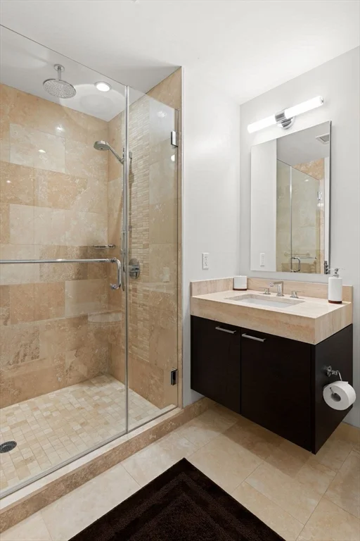1 bed, 1 bath apartment for rent at 1 Franklin St Unit 1611, Boston Downtown — photo 13 of 33
