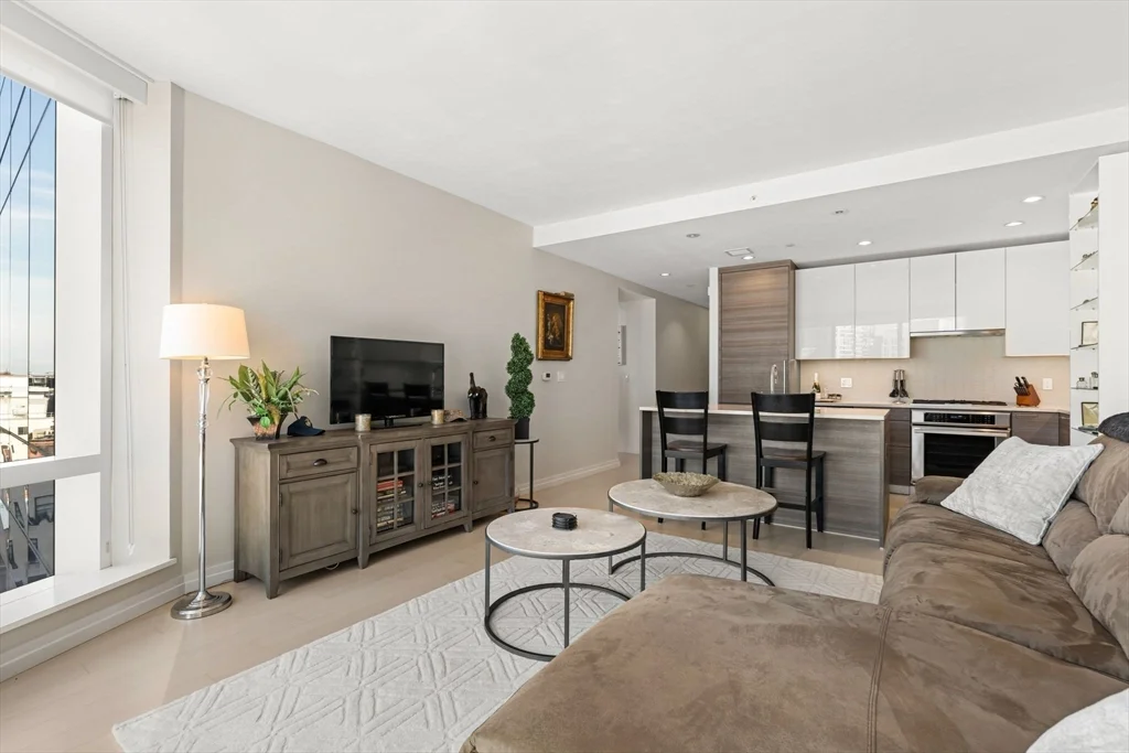 1 bed, 1 bath apartment for rent at 1 Franklin St Unit 1611, Boston Downtown — photo 7 of 33