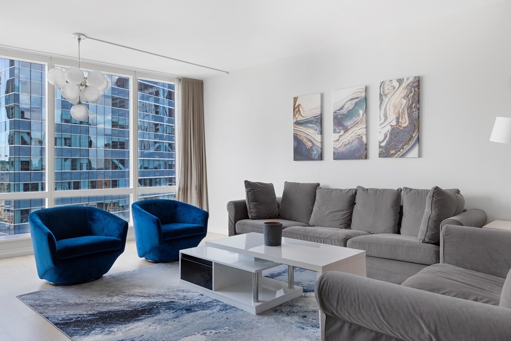 2 bed, 2 bath apartment for rent at 1 Franklin St Unit 1807, Midtown — photo 5 of 36