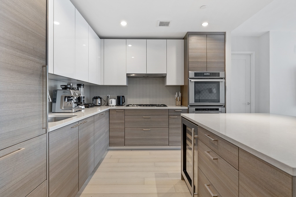 2 bed, 2 bath apartment for rent at 1 Franklin St Unit 1807, Midtown — photo 8 of 36