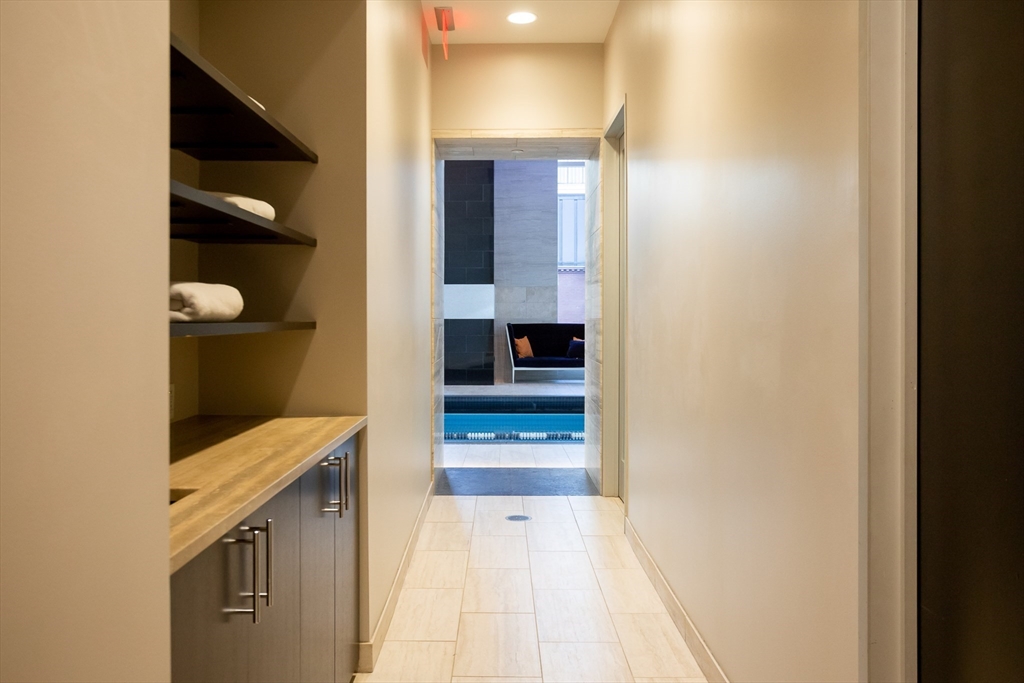 2 bed, 2 bath apartment for rent at 1 Franklin St Unit 1807, Midtown — photo 27 of 36