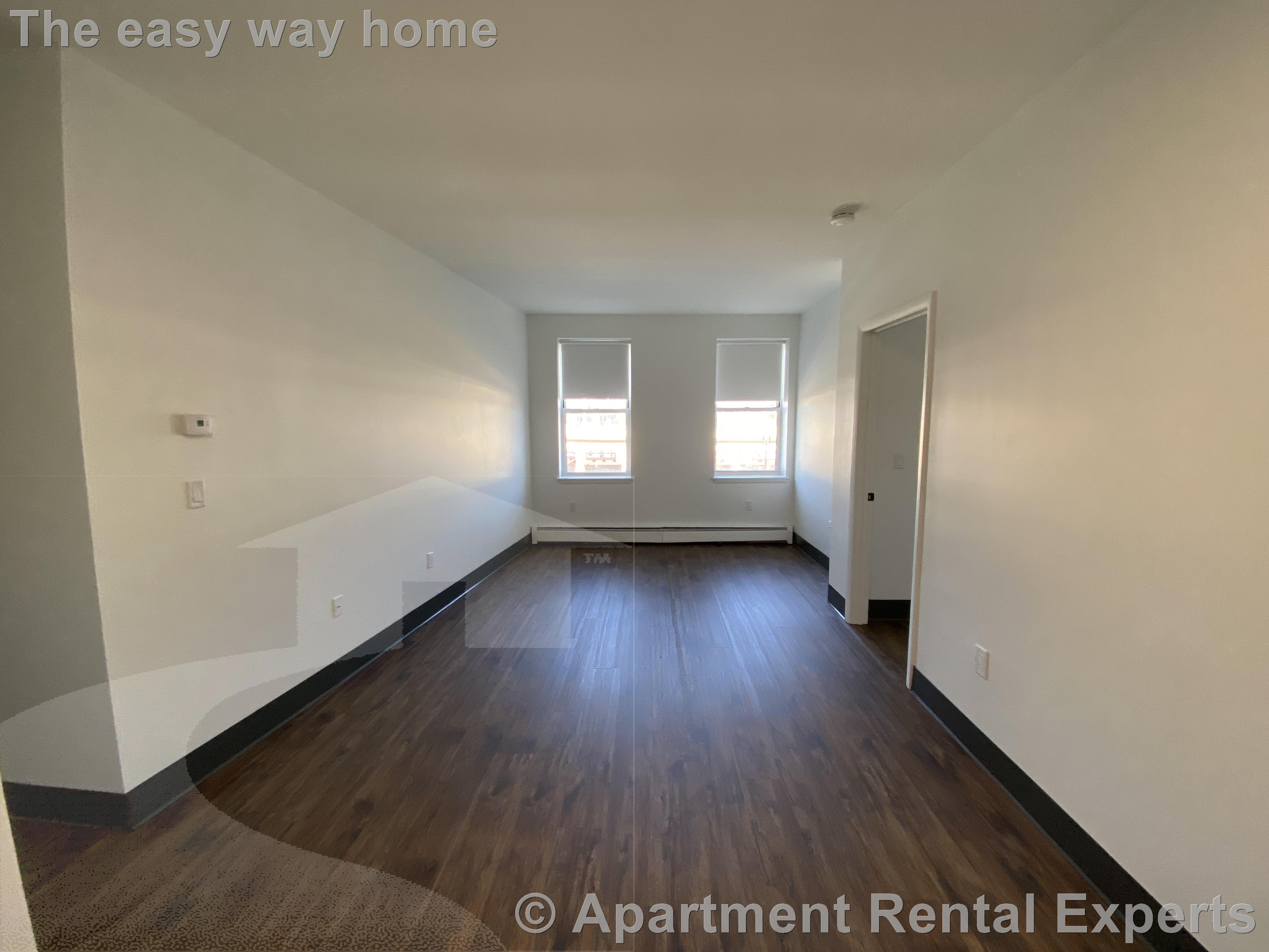 2 bed, 1 bath apartment for rent at 1 Franklin St Unit 201, Sullivan Square — photo 3 of 11