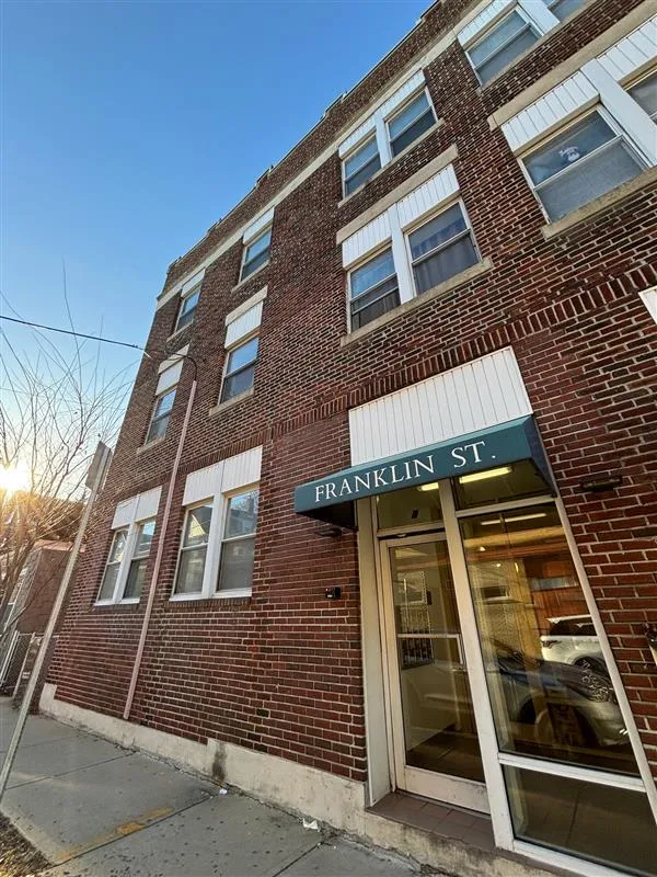 1 bed, 1 bath apartment for rent at 1 Franklin St Unit 206, East Somerville — photo 13 of 13