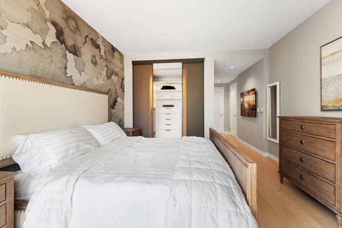 2 bed, 2 bath apartment for rent at 1 Franklin St Unit 2307, Midtown — photo 20 of 27