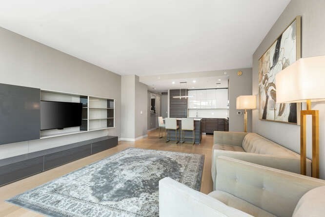 2 bed, 2 bath apartment for rent at 1 Franklin St Unit 2307, Midtown — photo 9 of 27