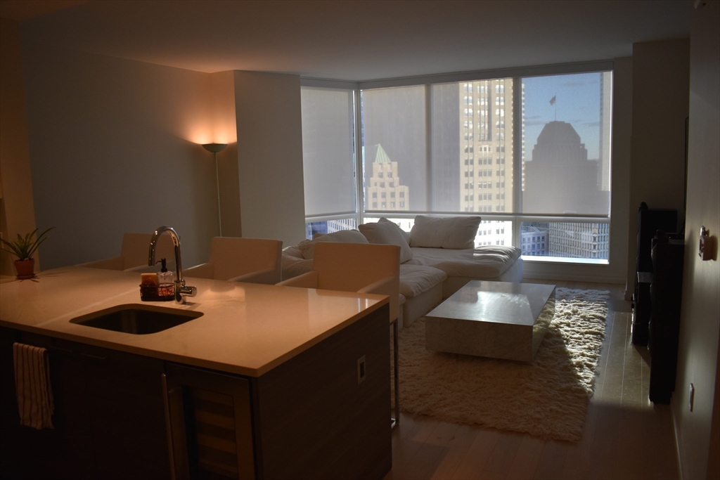 1 bed, 1 bath apartment for rent at 1 Franklin St Unit 2409, Boston Downtown — photo 9 of 23
