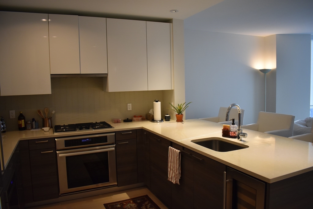 1 bed, 1 bath apartment for rent at 1 Franklin St Unit 2409, Boston Downtown — photo 7 of 23