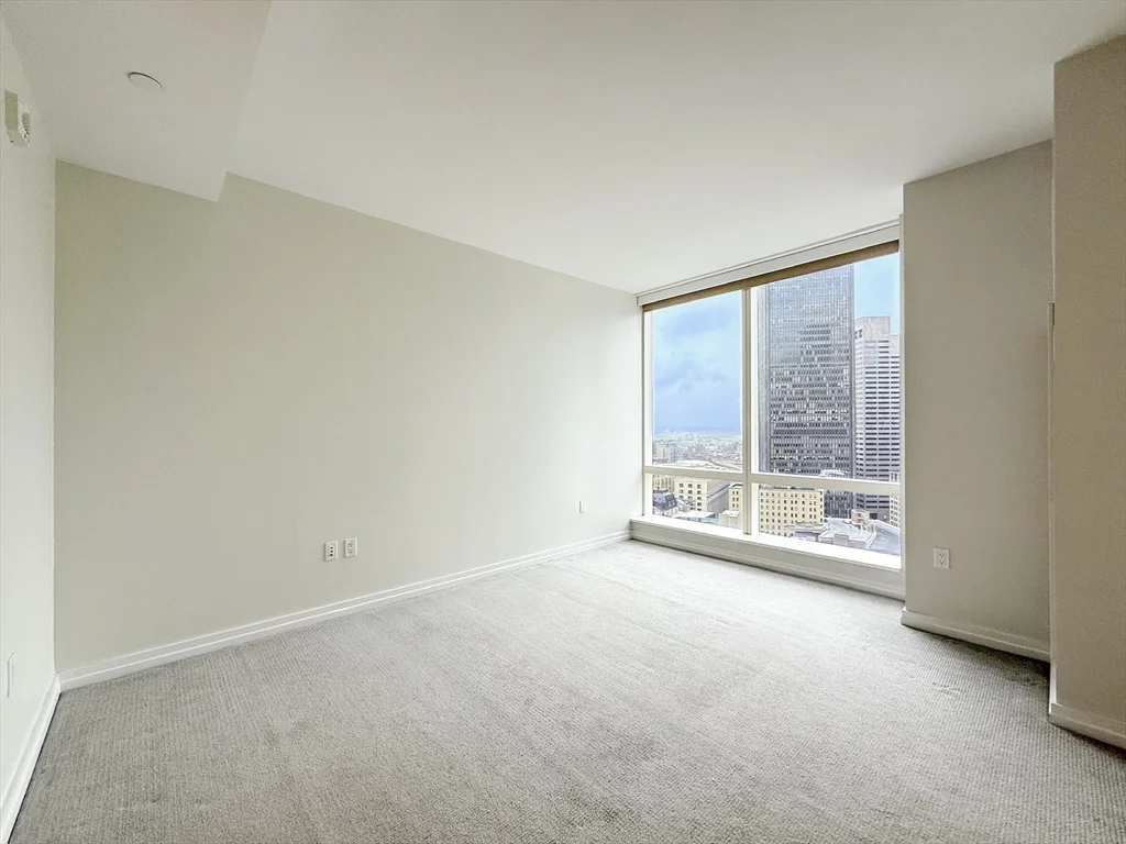 2 bed, 2 bath apartment for rent at 1 Franklin St Unit 2605, Midtown — photo 8 of 32