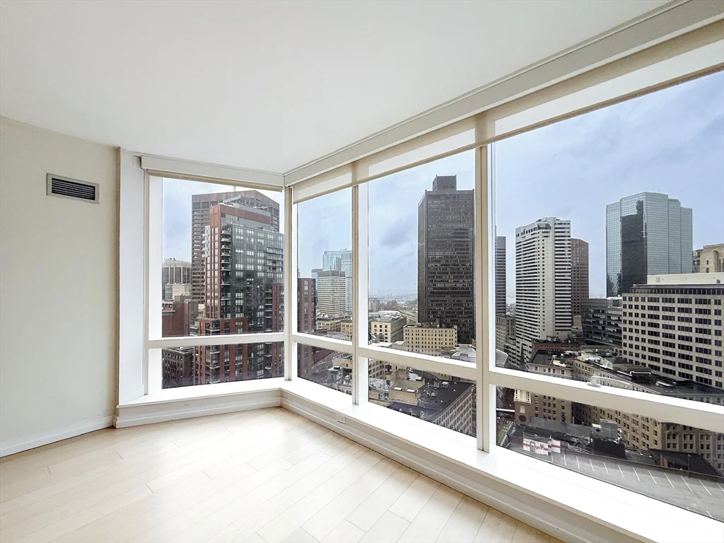 2 bed, 2 bath apartment for rent at 1 Franklin St Unit 2605, Midtown — photo 5 of 32