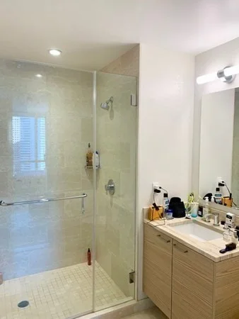 2 bed, 2 bath apartment for rent at 1 Franklin St Unit 2807, Boston Downtown — photo 12 of 21