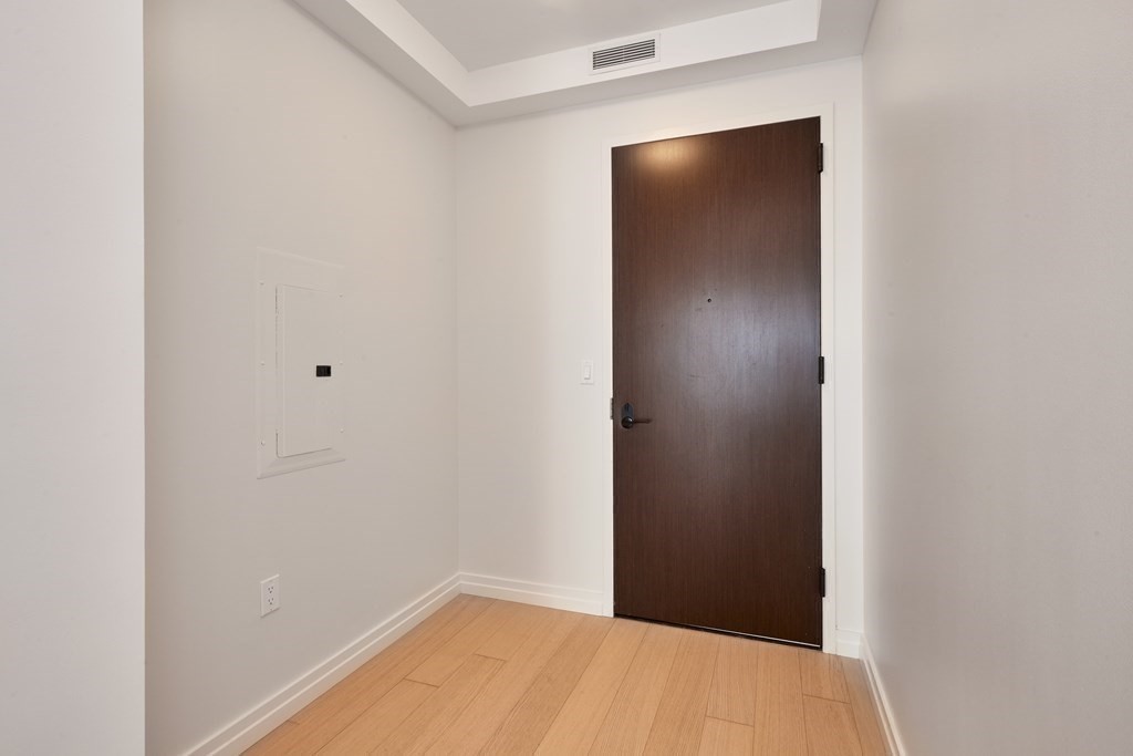 2 bed, 2 bath apartment for rent at 1 Franklin St Unit 2905, Boston Downtown — photo 18 of 25