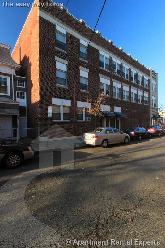2 bed, 1 bath apartment for rent at 1 Franklin St Unit 301, Sullivan Square — photo 1 of 16