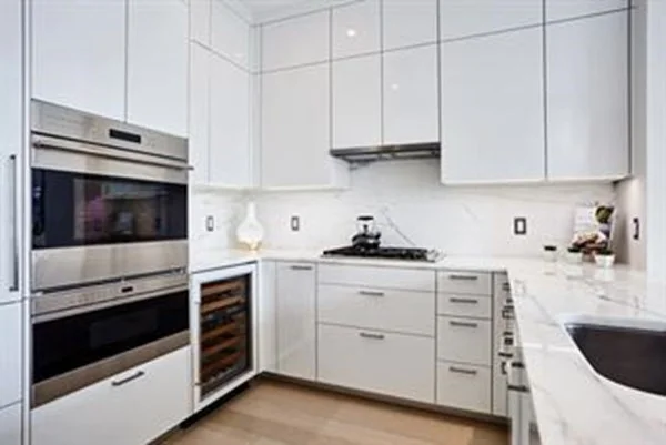 1 bed, 1 bath apartment for rent at 1 Franklin St Unit 4009, Boston Downtown — photo 3 of 36