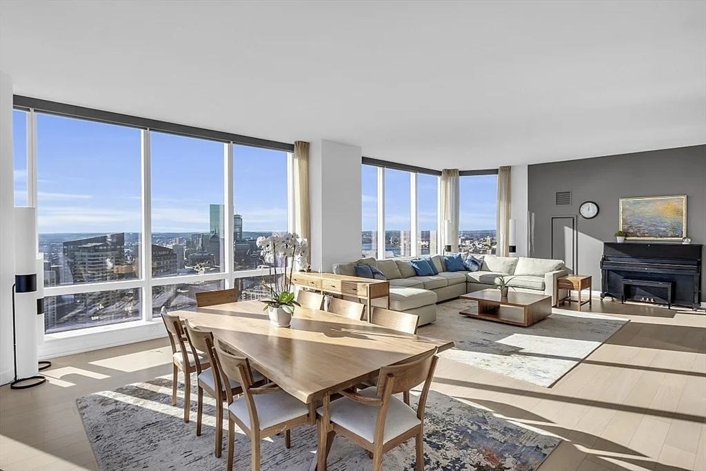3 bed, 3 bath apartment for rent at 1 Franklin St Unit 4606, Boston Downtown — photo 3 of 38