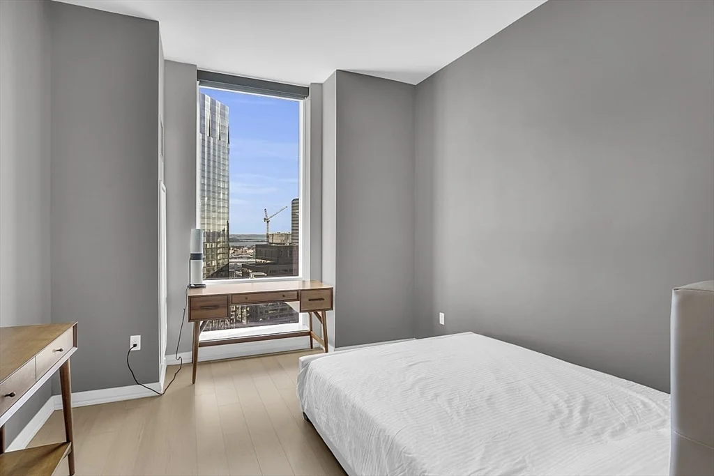 3 bed, 3 bath apartment for rent at 1 Franklin St Unit 4606, Boston Downtown — photo 23 of 38