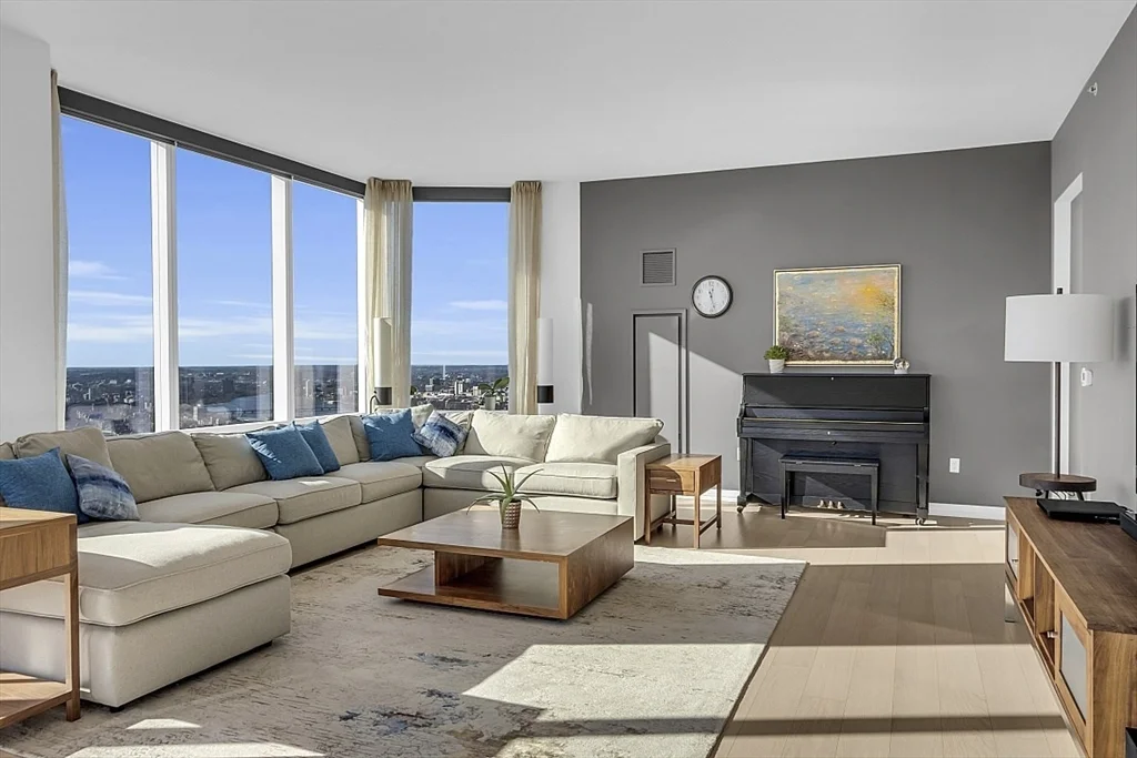 3 bed, 3 bath apartment for rent at 1 Franklin St Unit 4606, Boston Downtown — photo 6 of 38